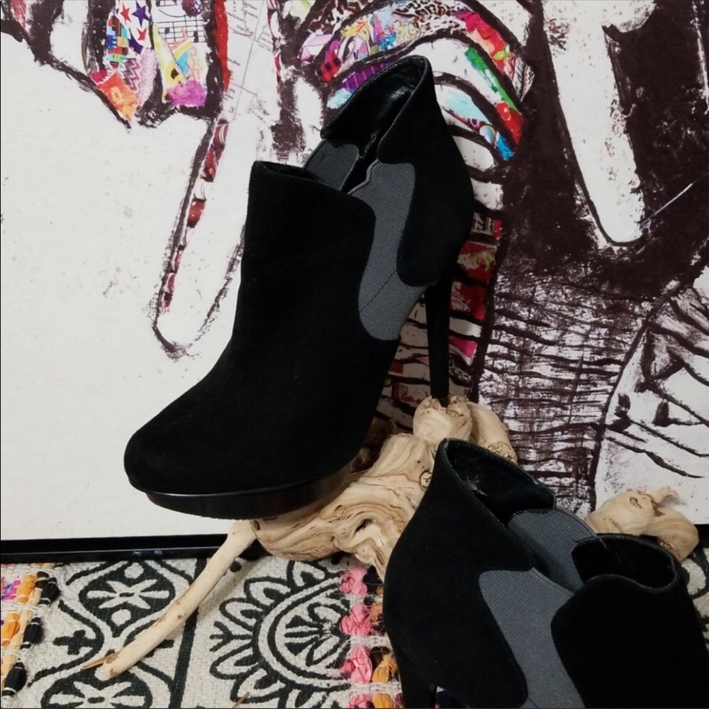 Bakers black and gray suede leather booties - Picture 3 of 5